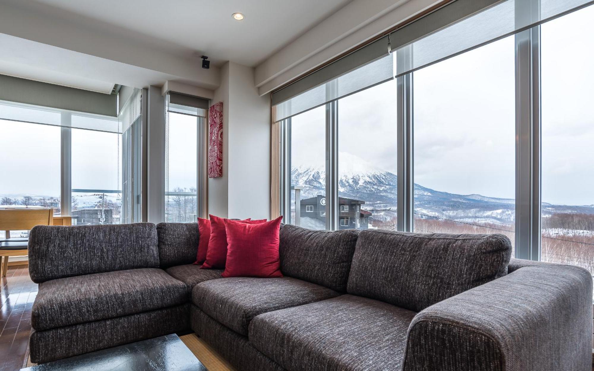 Snow Crystal Apartment Кучан Екстериор снимка